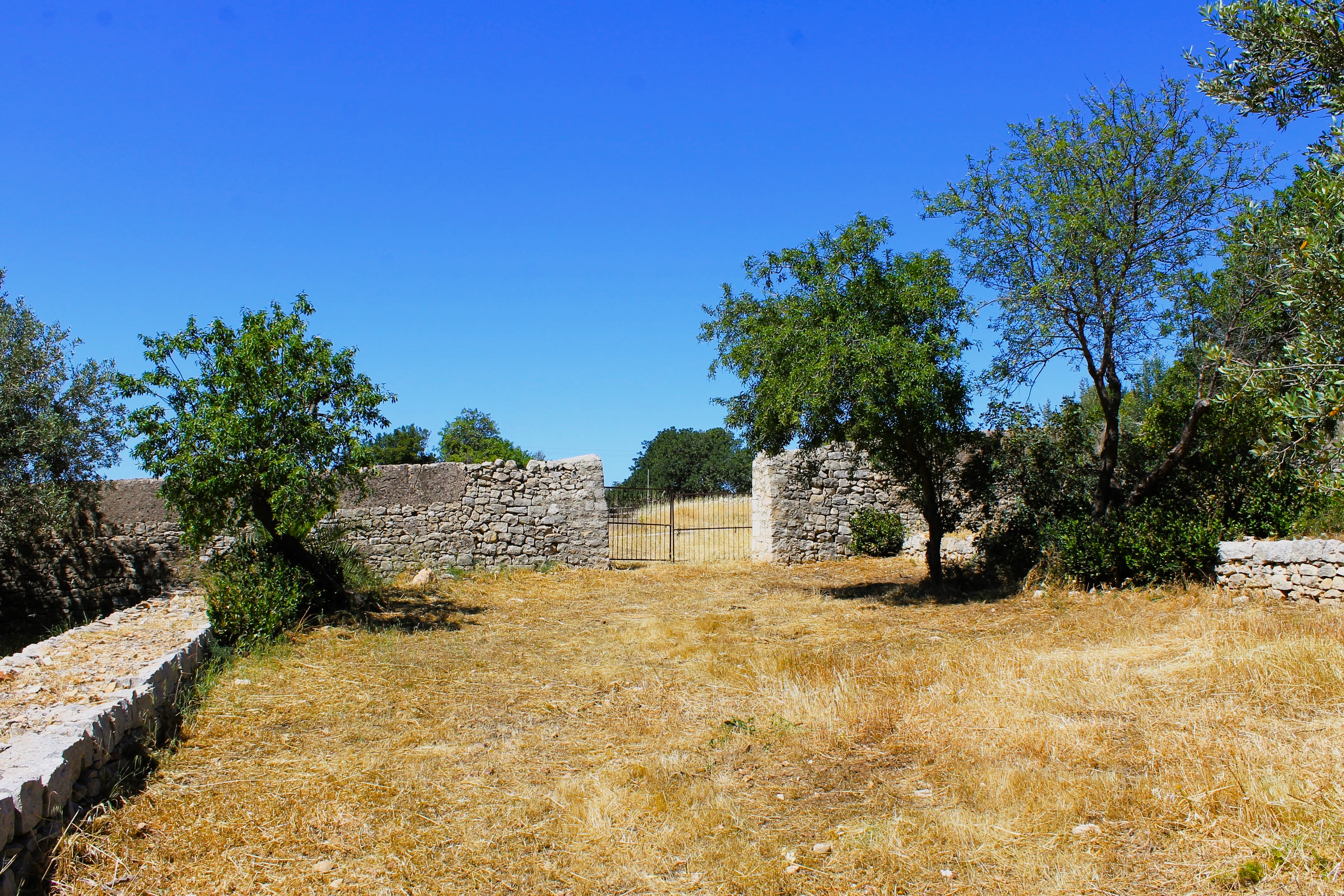 El jardín de la relajación rural de Kharrub