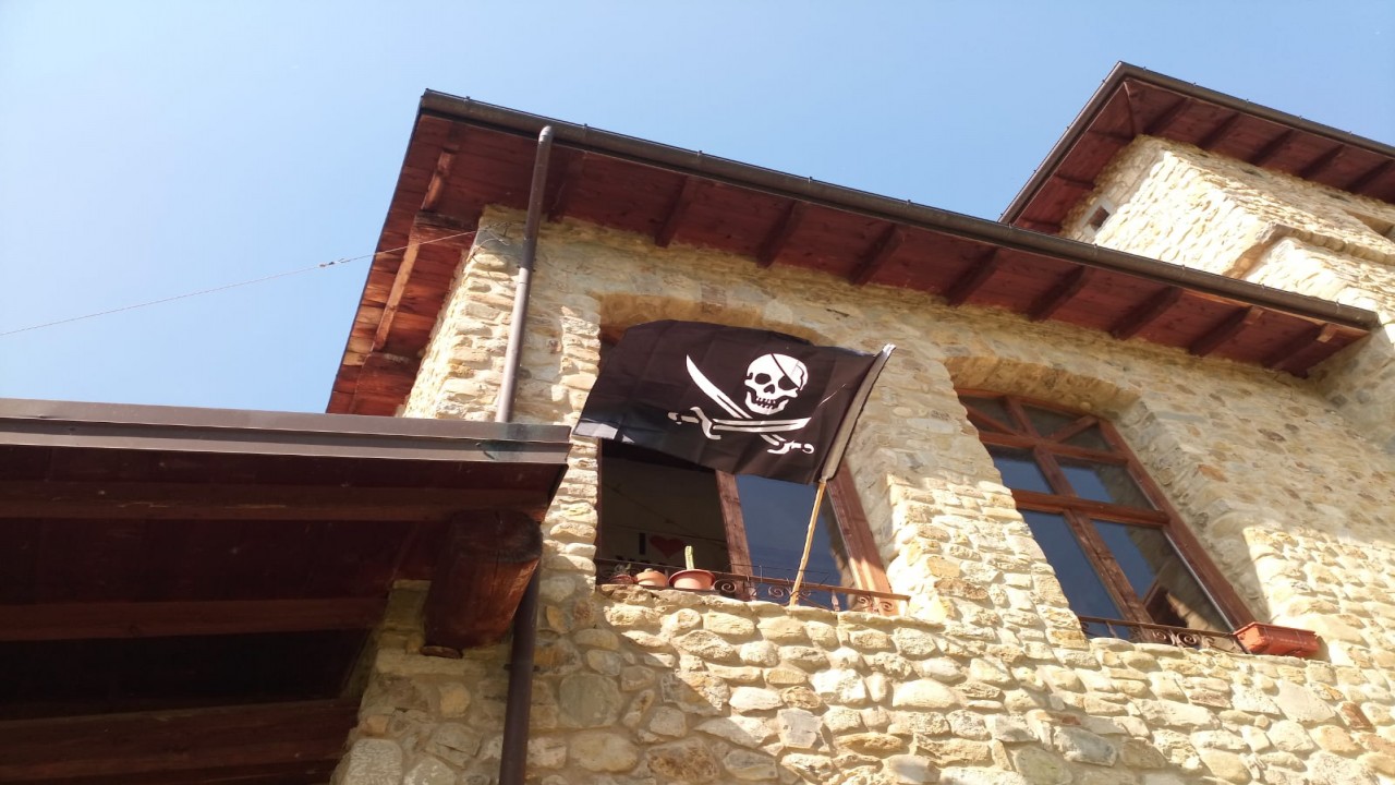 Tienda de campaña en el Castillo Pirata