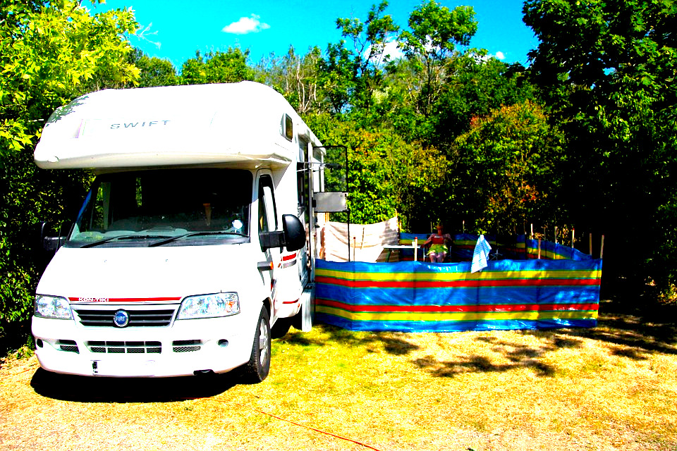 Area Sosta Tenda/Camper in Campagna