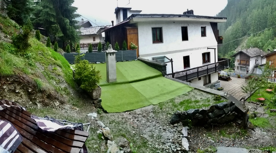 Framboise, Green pitch in Aosta