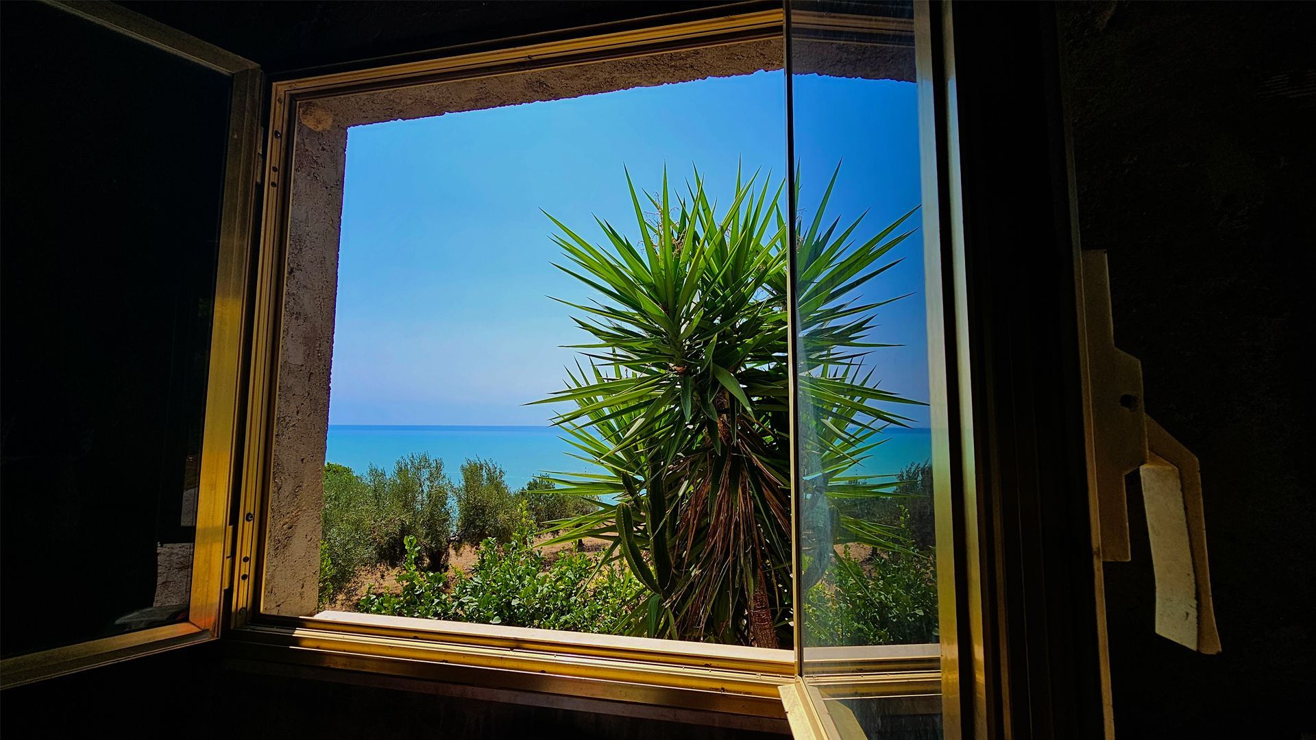 An unspoilt paradise in a protected oasis in Agrigento