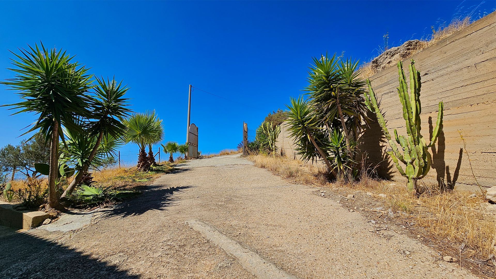 An unspoilt paradise in a protected oasis in Agrigento