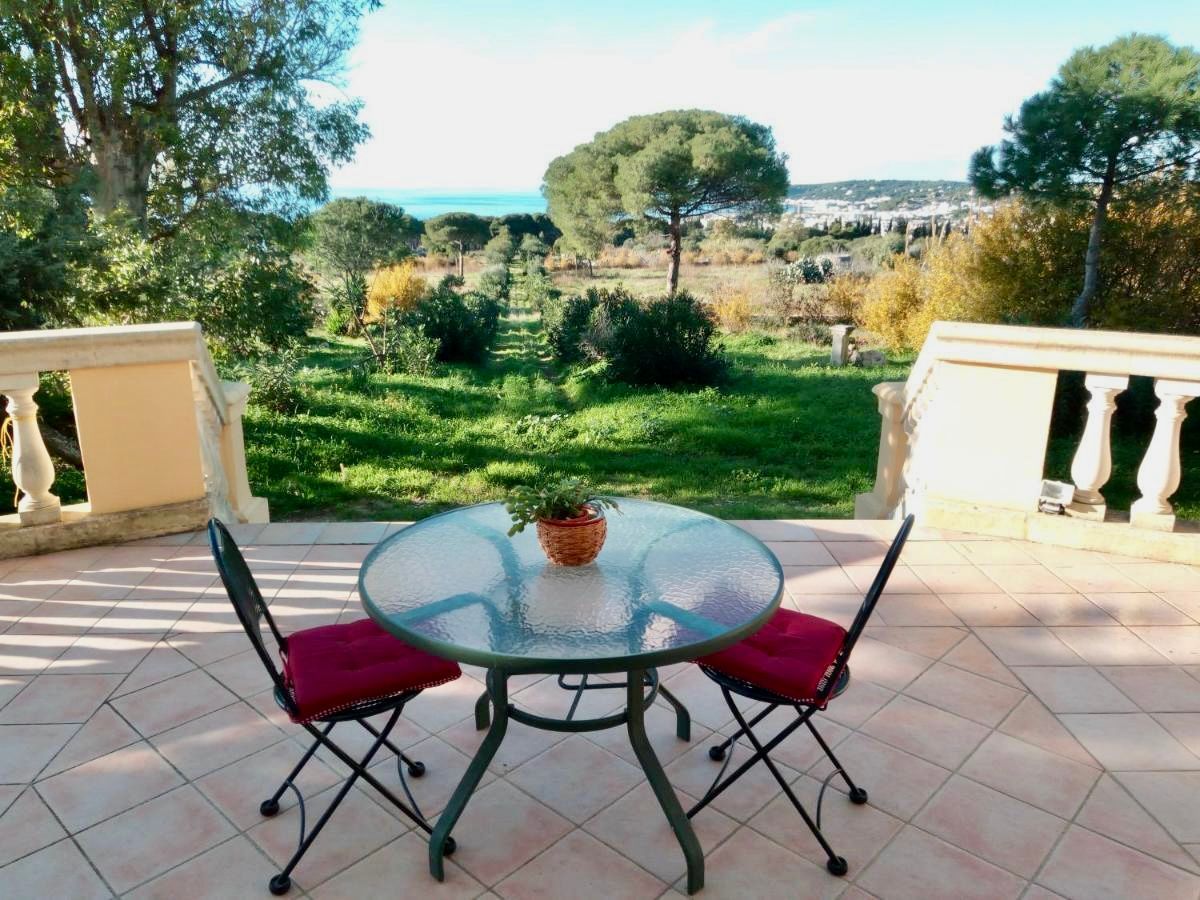 Villa Rustica con Piazzole vista mare per Tenda, Camper e Roulotte
