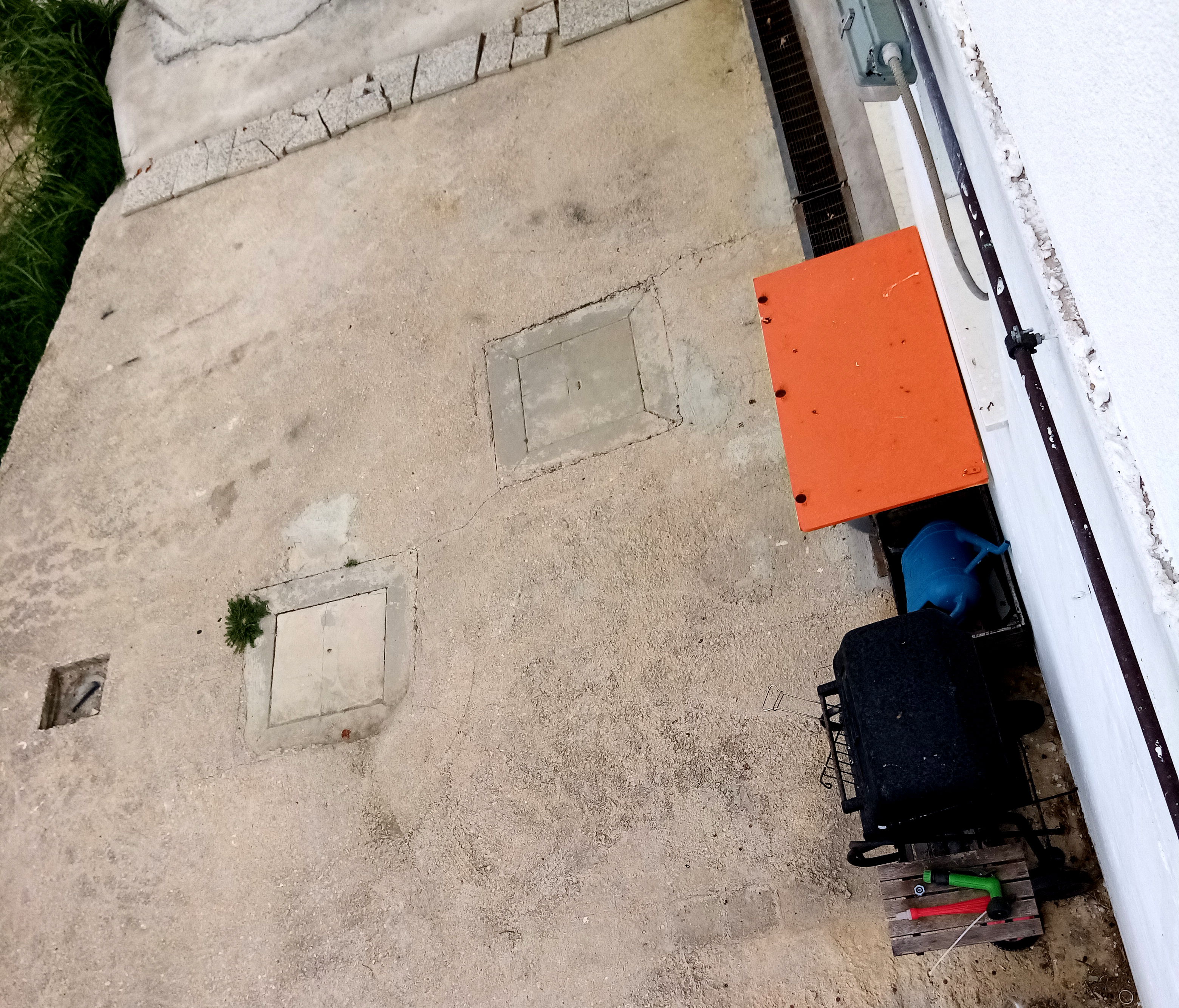 Camper pitch surrounded by nature in Rimini