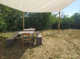 Camping in the garden of Paul & Gipsy in the province of Pisa