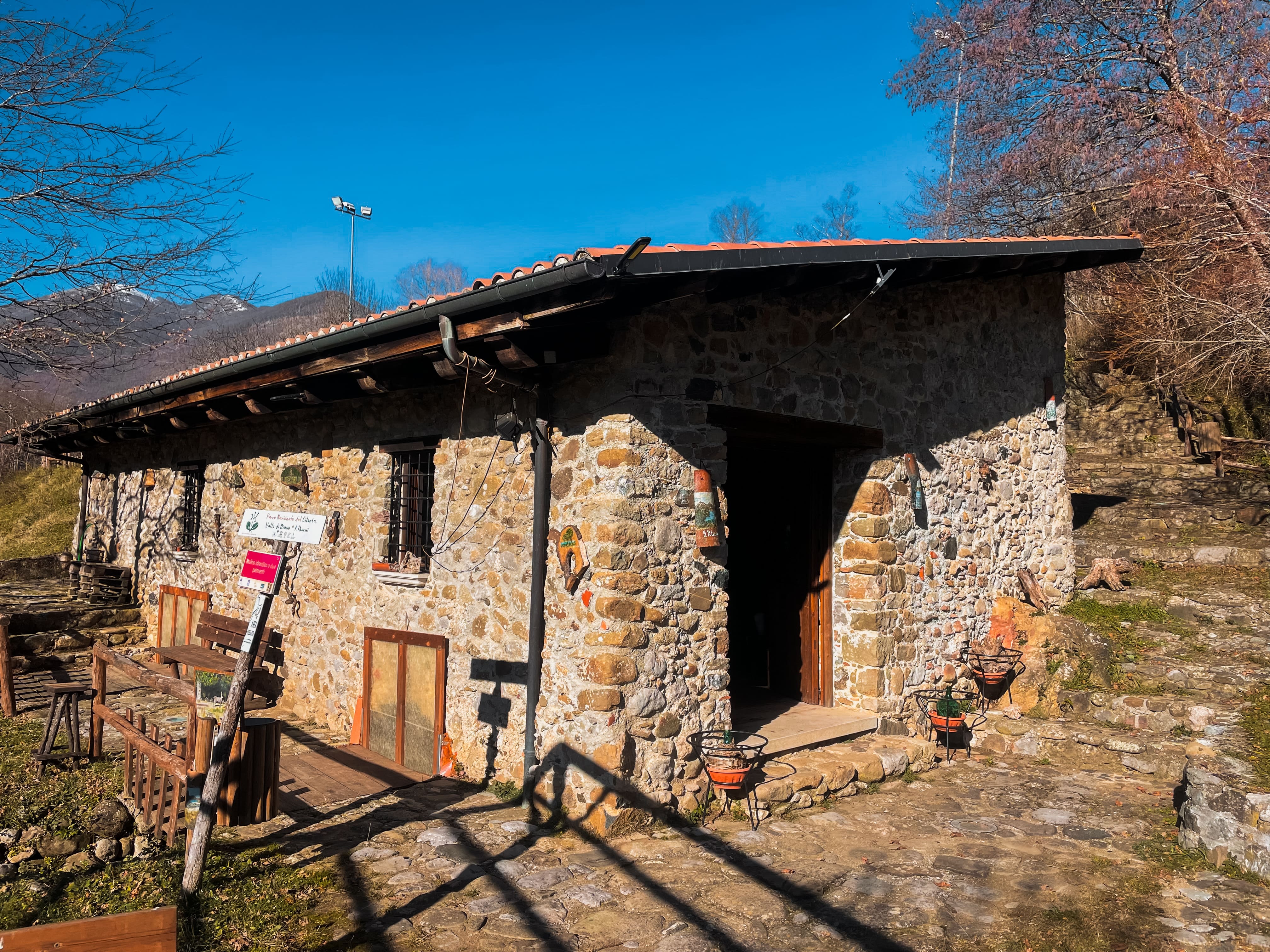 Il Mulino antico dell'800: casolare situato nel pittoresco villaggio di Sanza