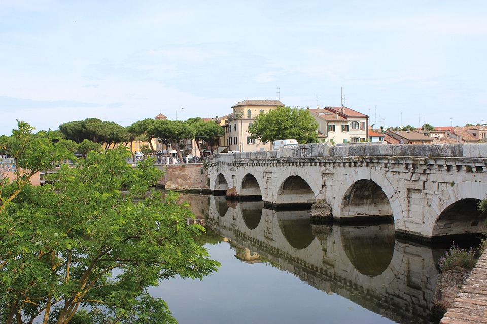 Vacanze in collina a 15 km dal mare di Rimini