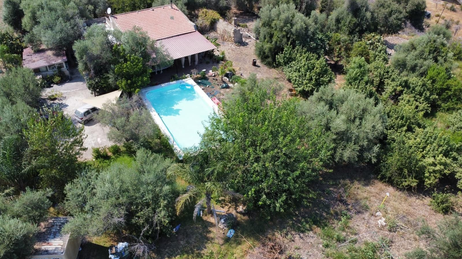 Relax rurale in Sicilia: piazzole verdi per camper e tenda a due passi da Siracusa