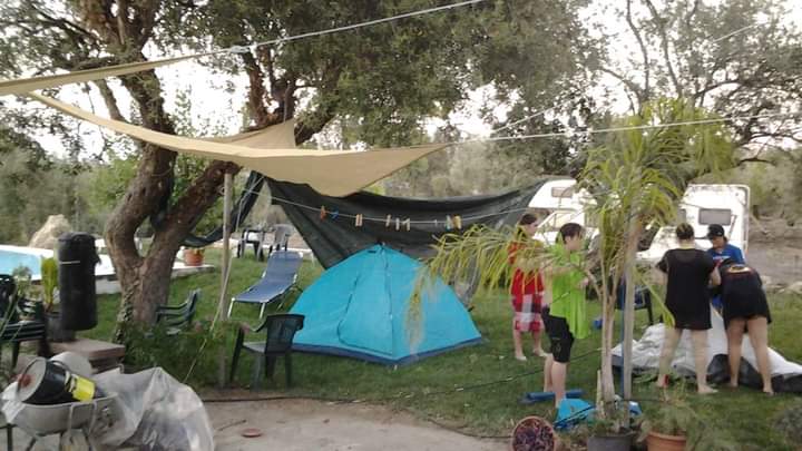 Relax rurale in Sicilia: piazzole verdi per camper e tenda a due passi da Siracusa
