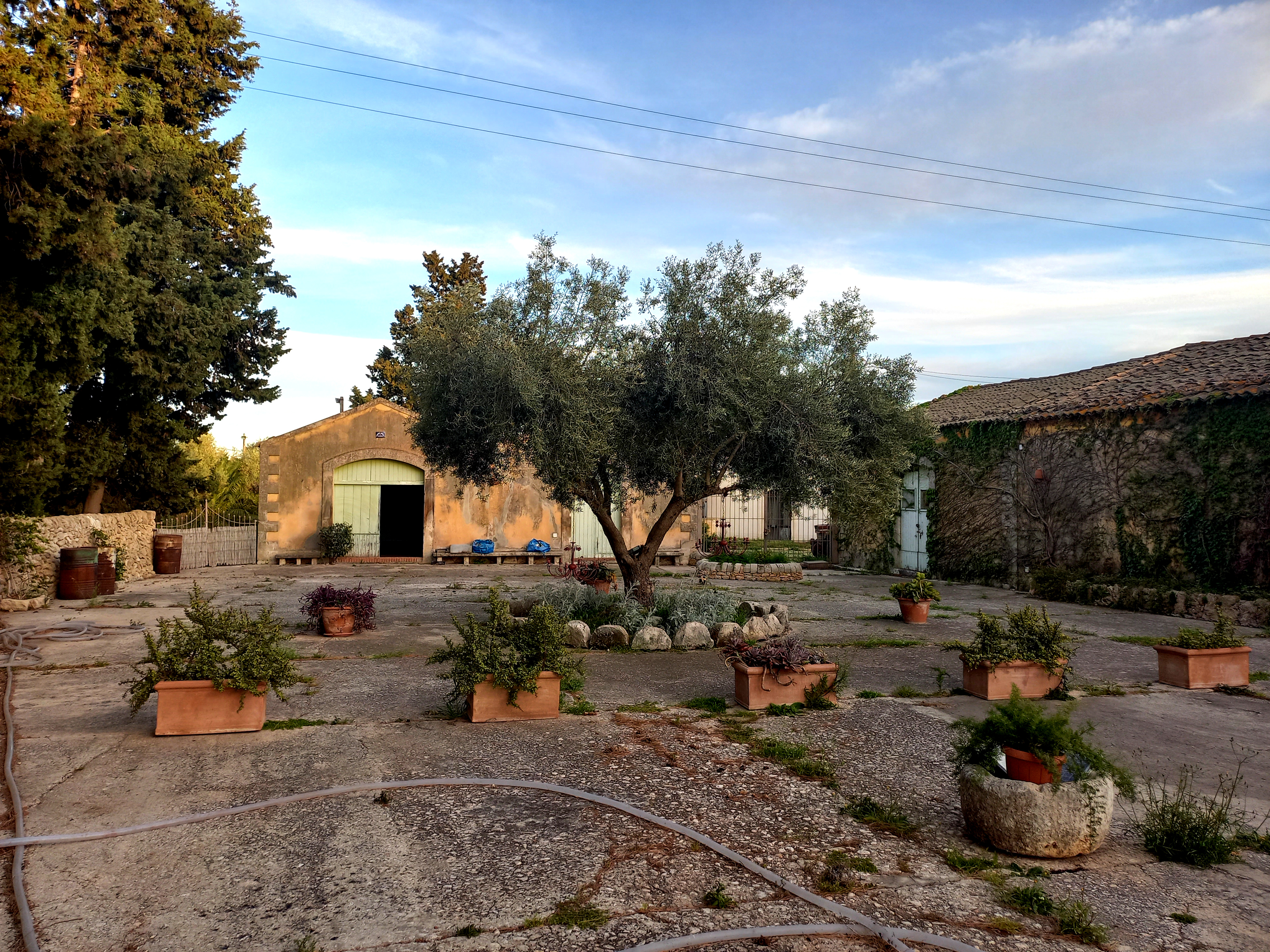 Villa del 700 per campeggiare in natura a Siracusa