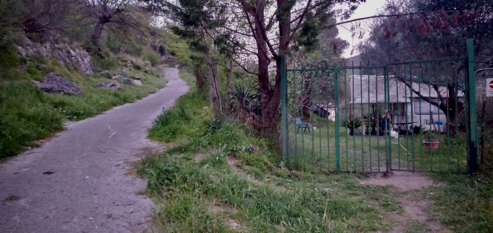 Zona plana a los pies del castillo de Mercato San Severino