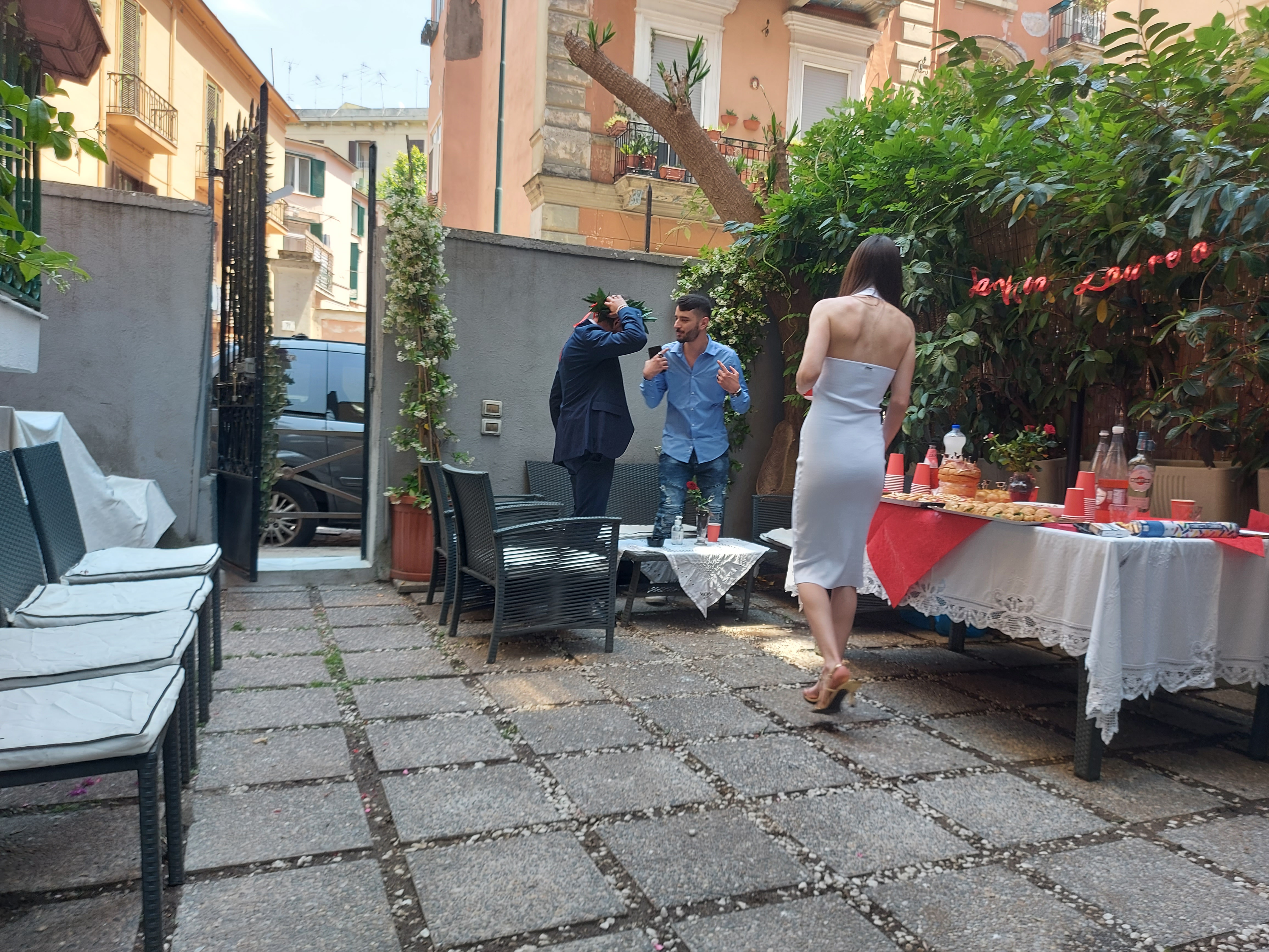 Spazio esterno a Napoli
