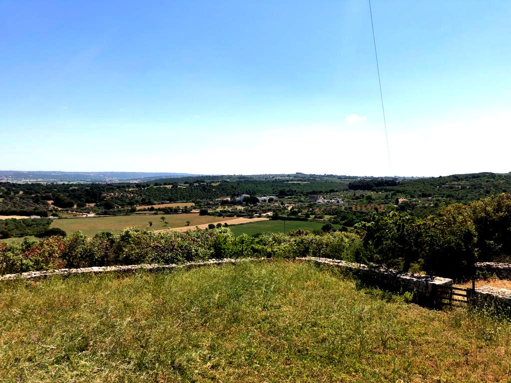 Camping in the green hills of Bari
