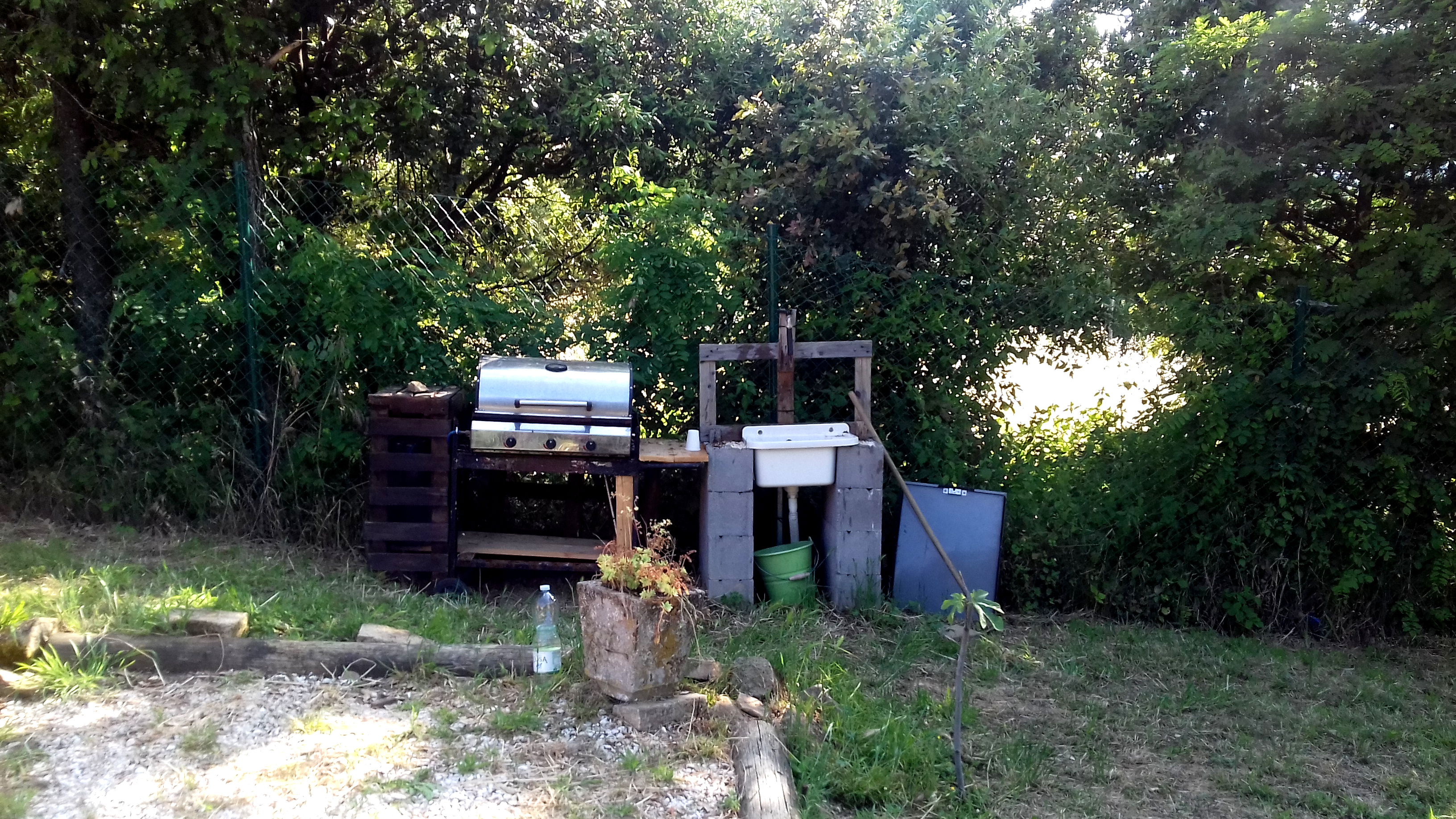 Campeggio sul Lago di Cingoli: Immersione nella Natura Marchigiana