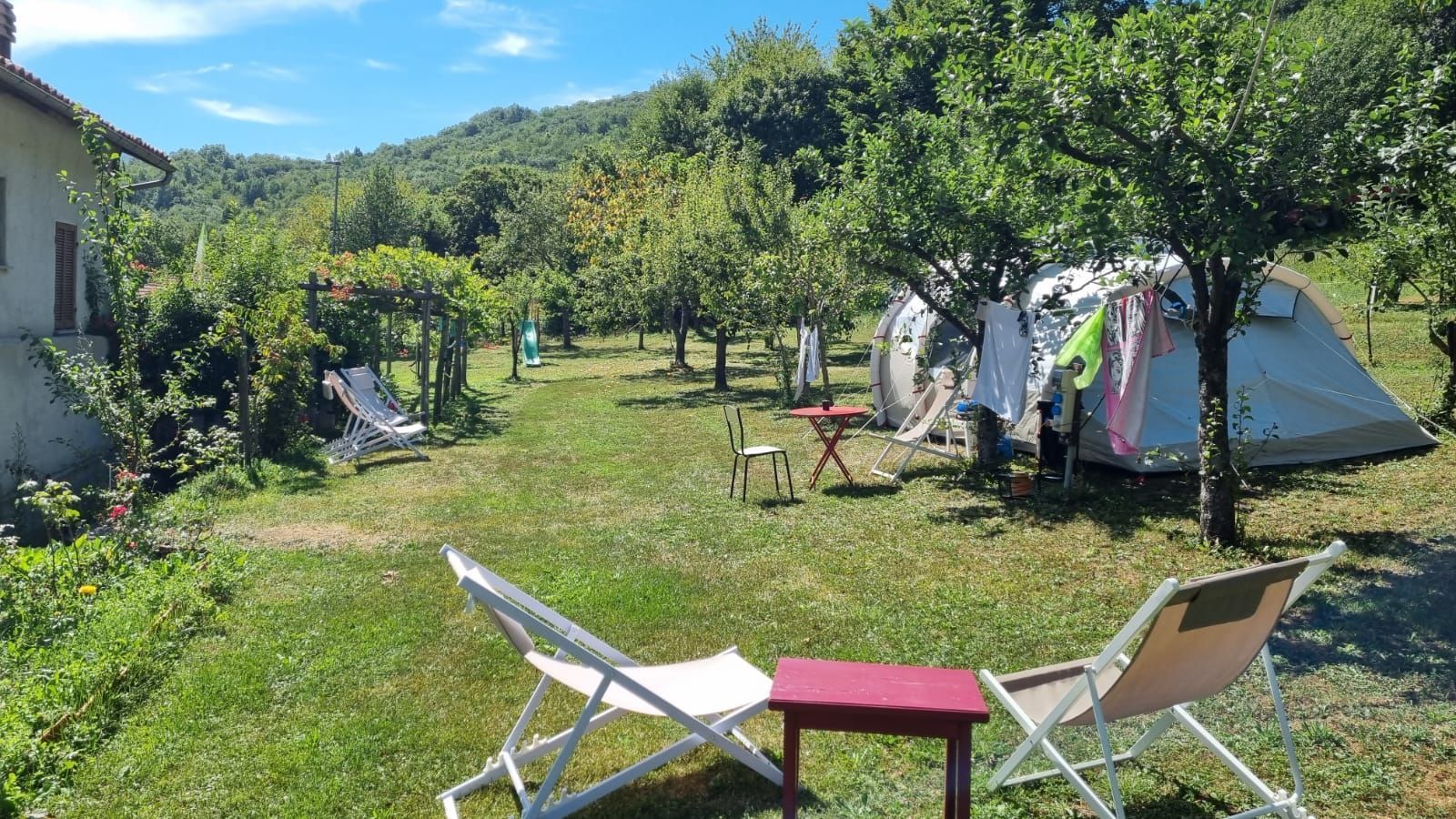 Piazzola tenda da 2 presso Agricampeggio La Botalla