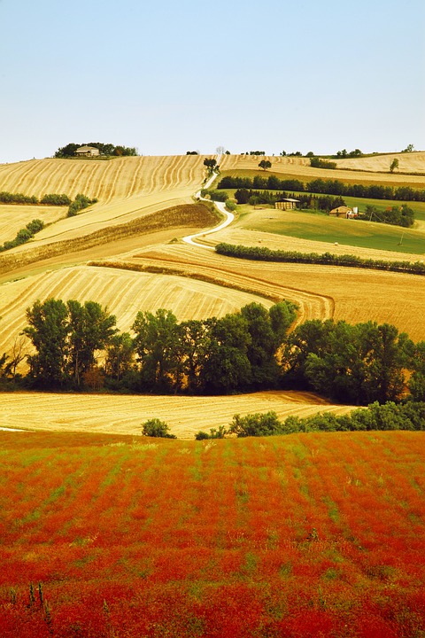 Piazzola per tende con panorama a Macerata