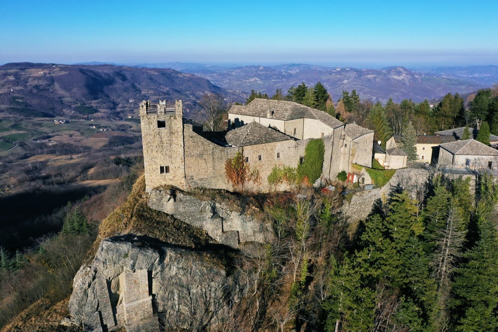 Yurte Mongole per soggiornare nell'Appennino Tosco - Emiliano