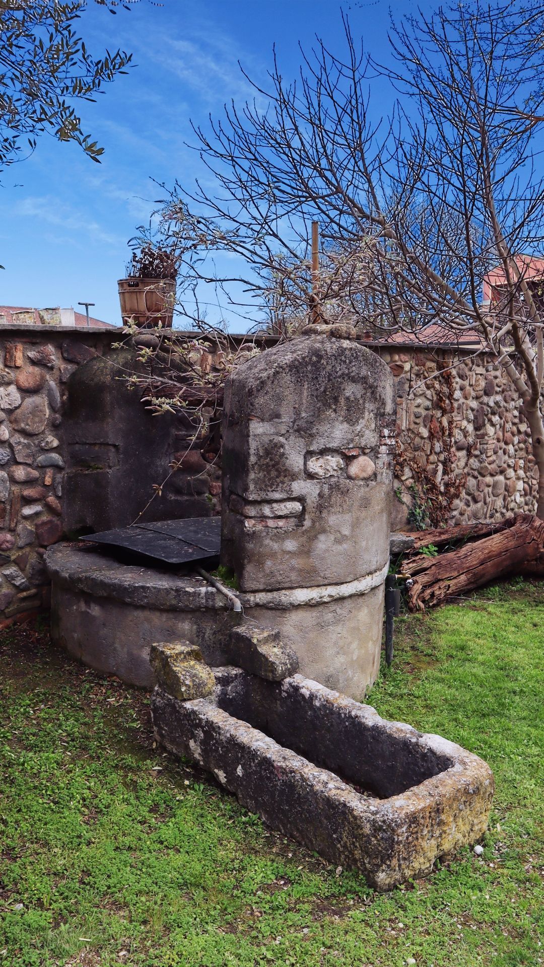 Camping tra le vigne sulle colline moreniche del Garda