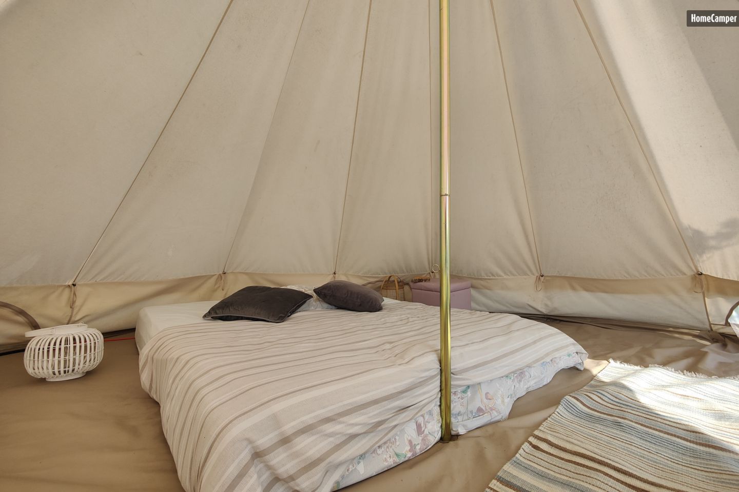 Bell Tent immersa nella natura di Arnasco, nel Ponente ligure