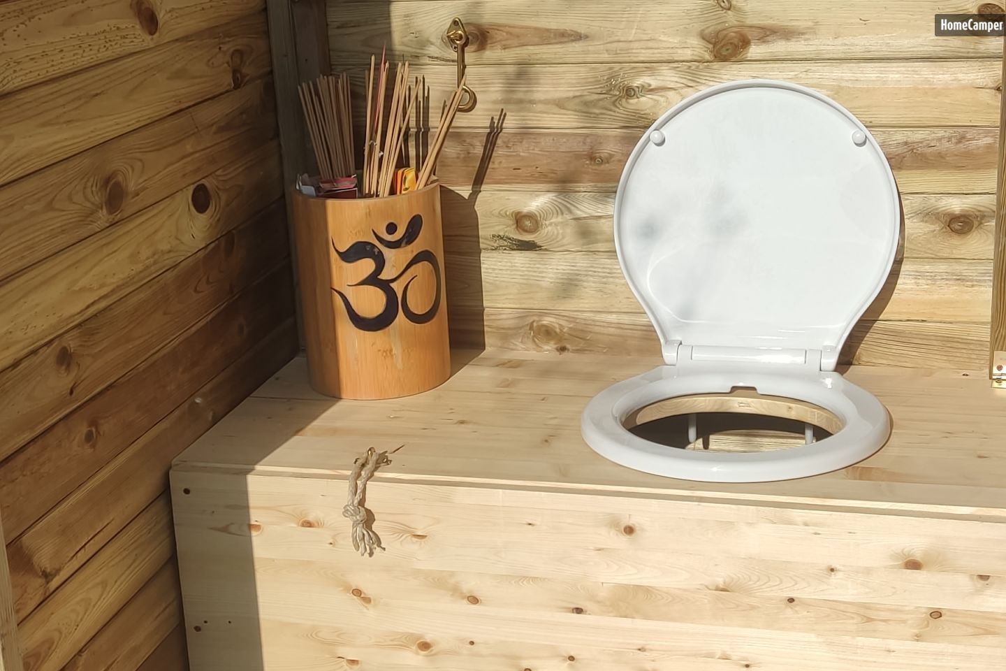 Bell Tent immersa nella natura di Arnasco, nel Ponente ligure