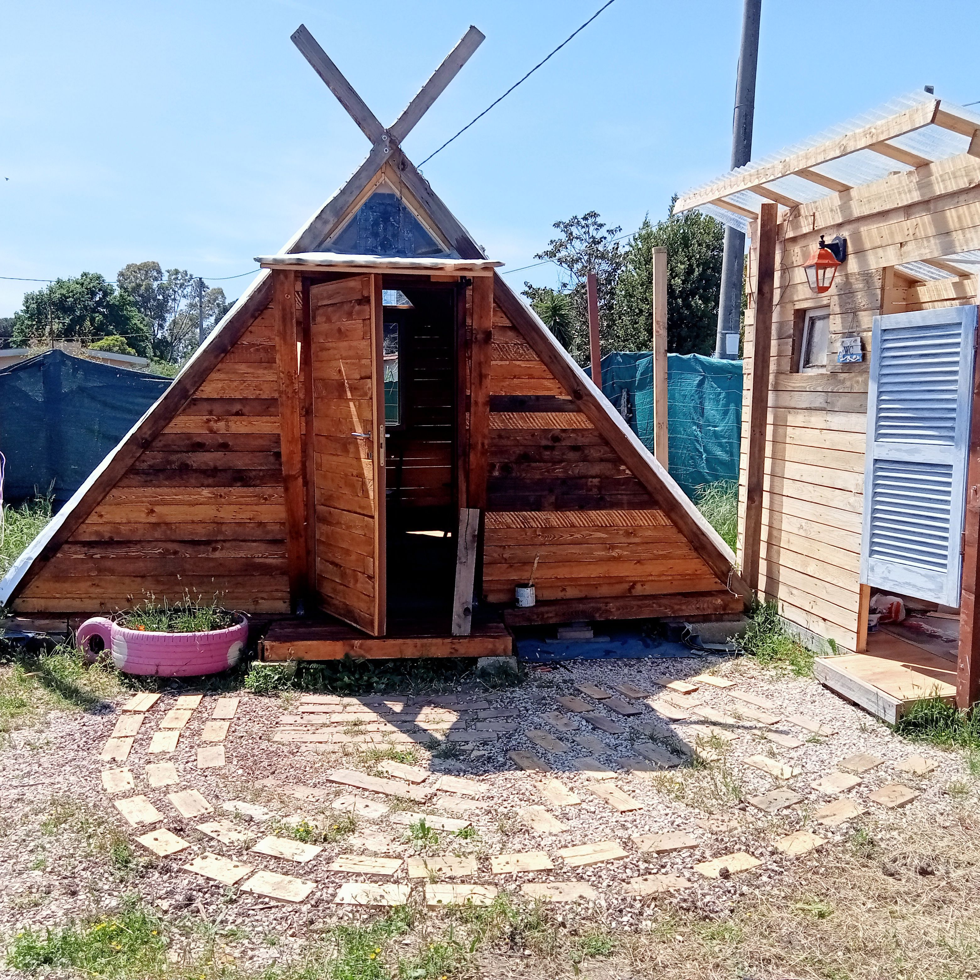 Capanna Vichinga: glamping in campagna vicino Nettuno