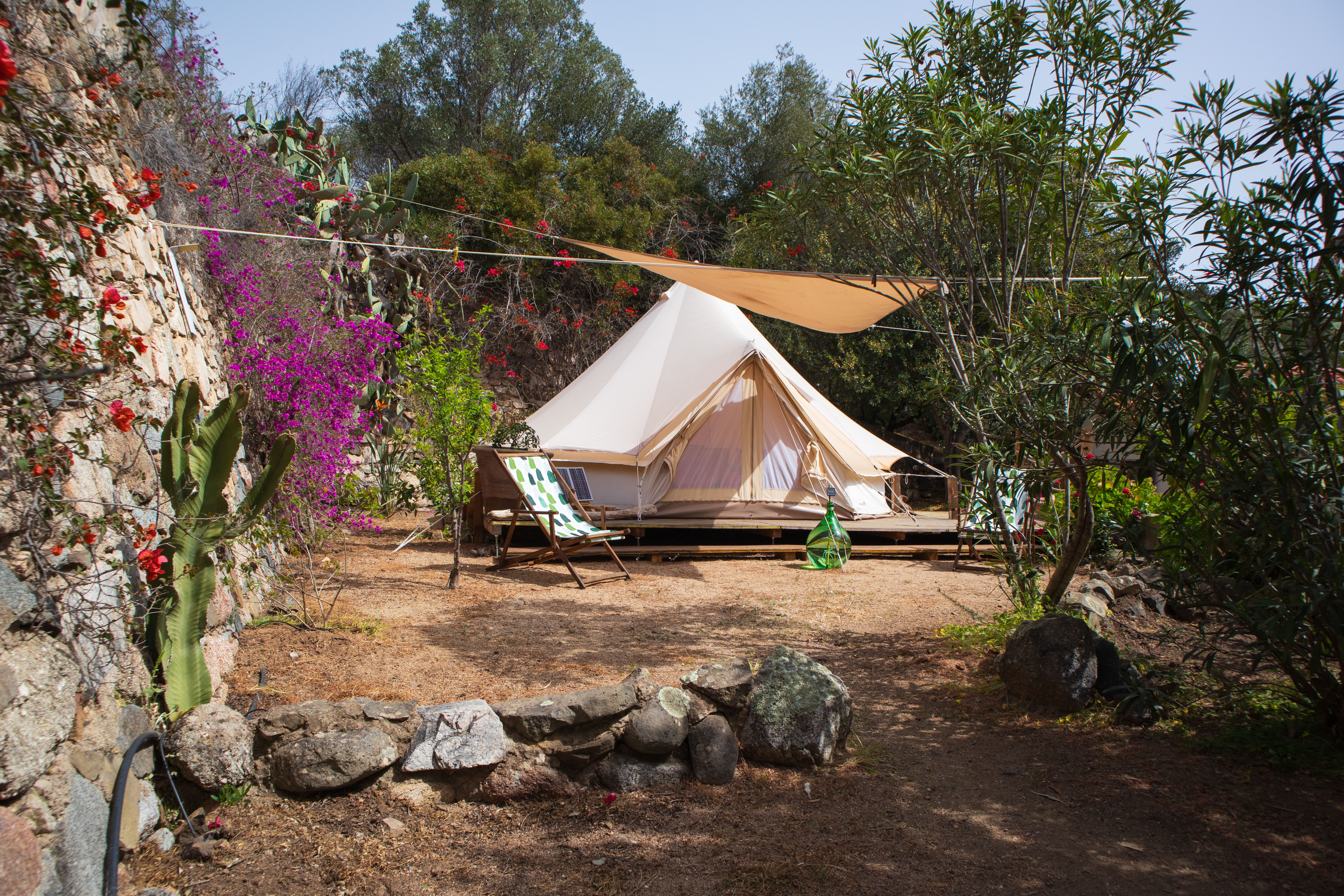 SHANGRI-LÀ COSTA REI BASE CAMP