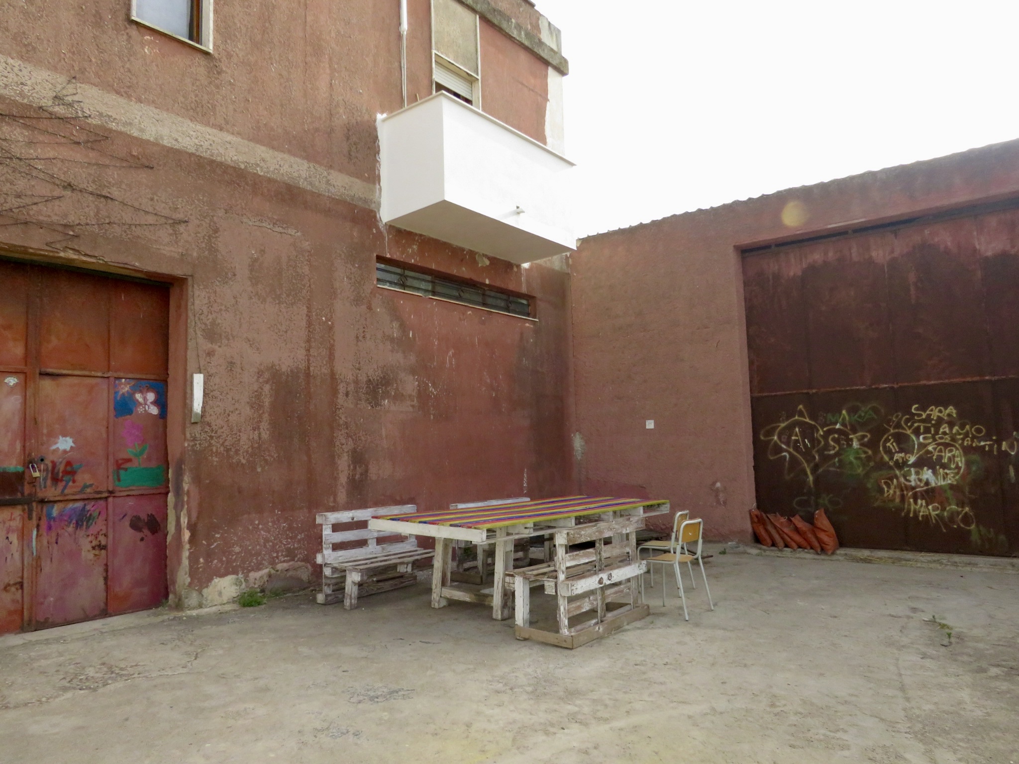 Sosta nei pressi di Brindisi e del suo mare