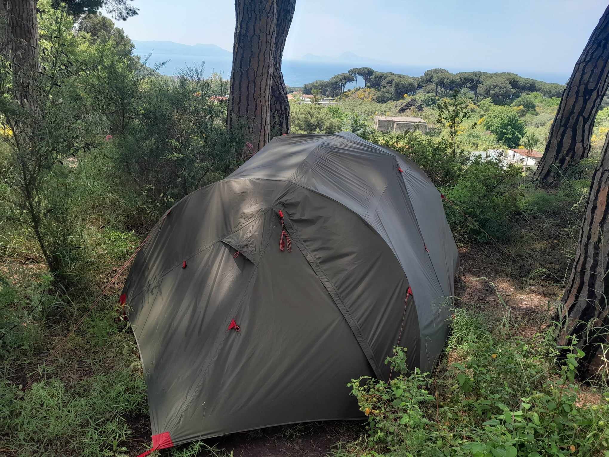 Brandito's Wild Camp: posto tenda