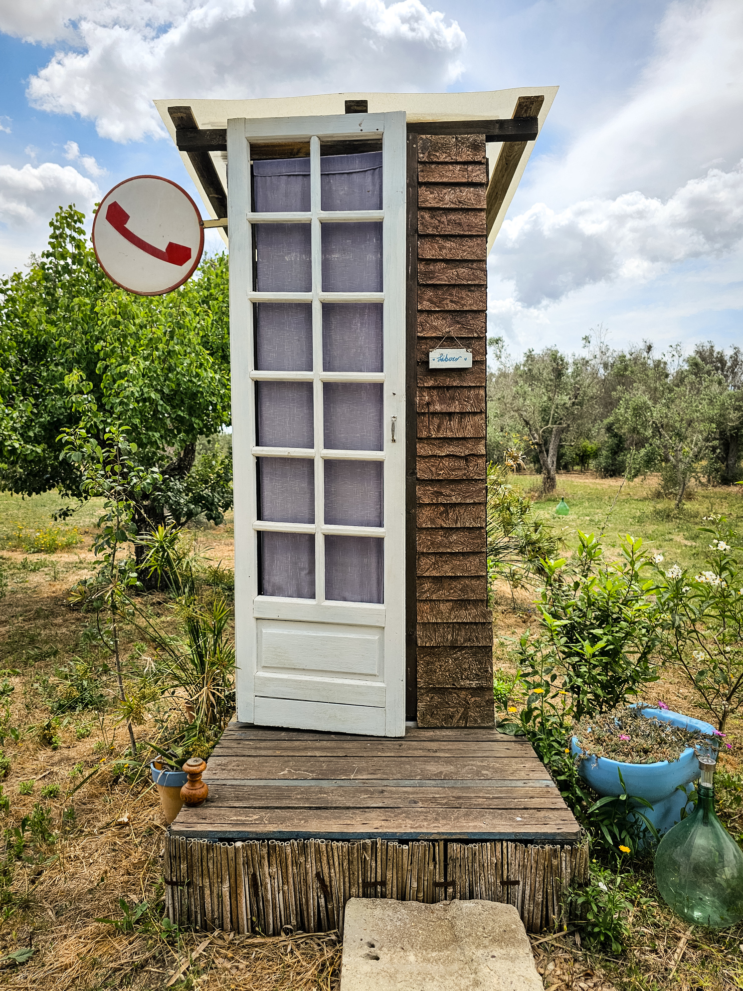 Caravan in the Salento countryside