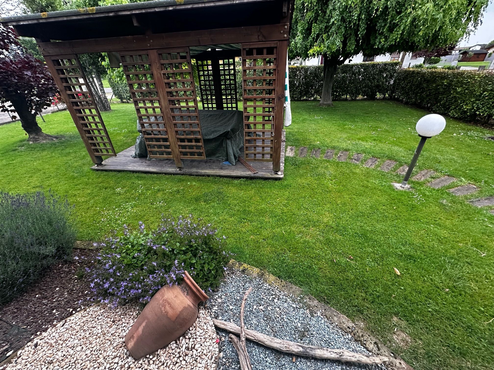 Casa di privati condivide giardino vicino Venezia