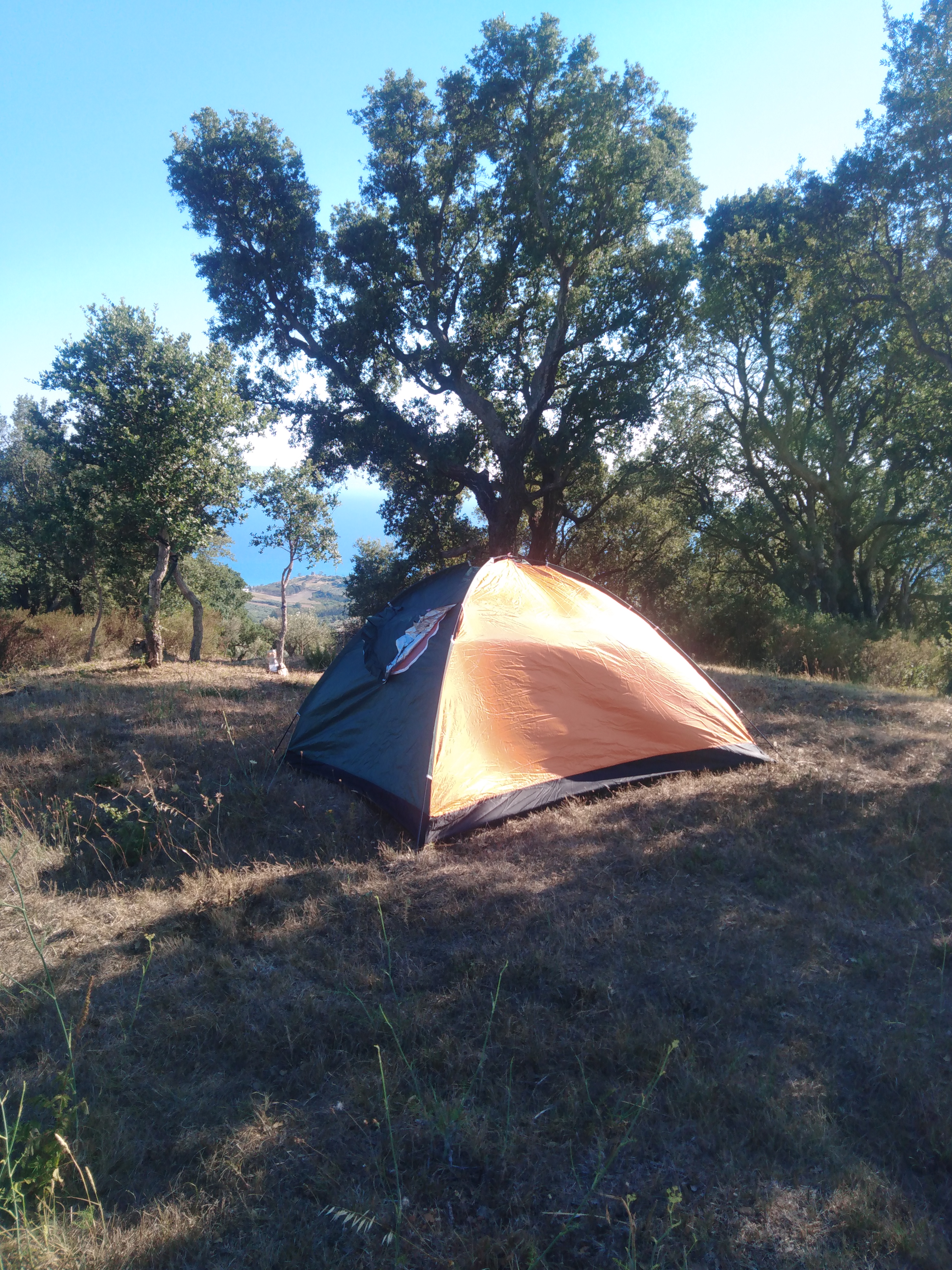 Tenda pronta nella Calabria incontaminata