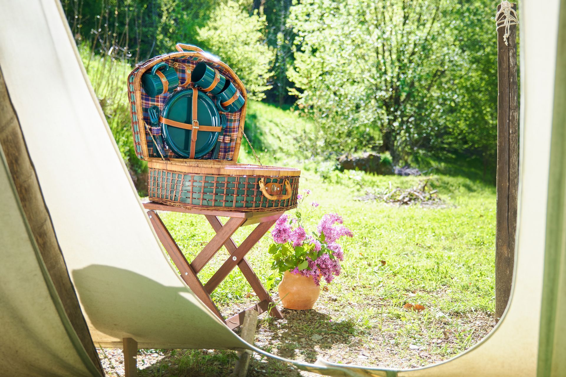 Glamping in a tipi Indian tent in the beautiful environment of the Ligurian Alps