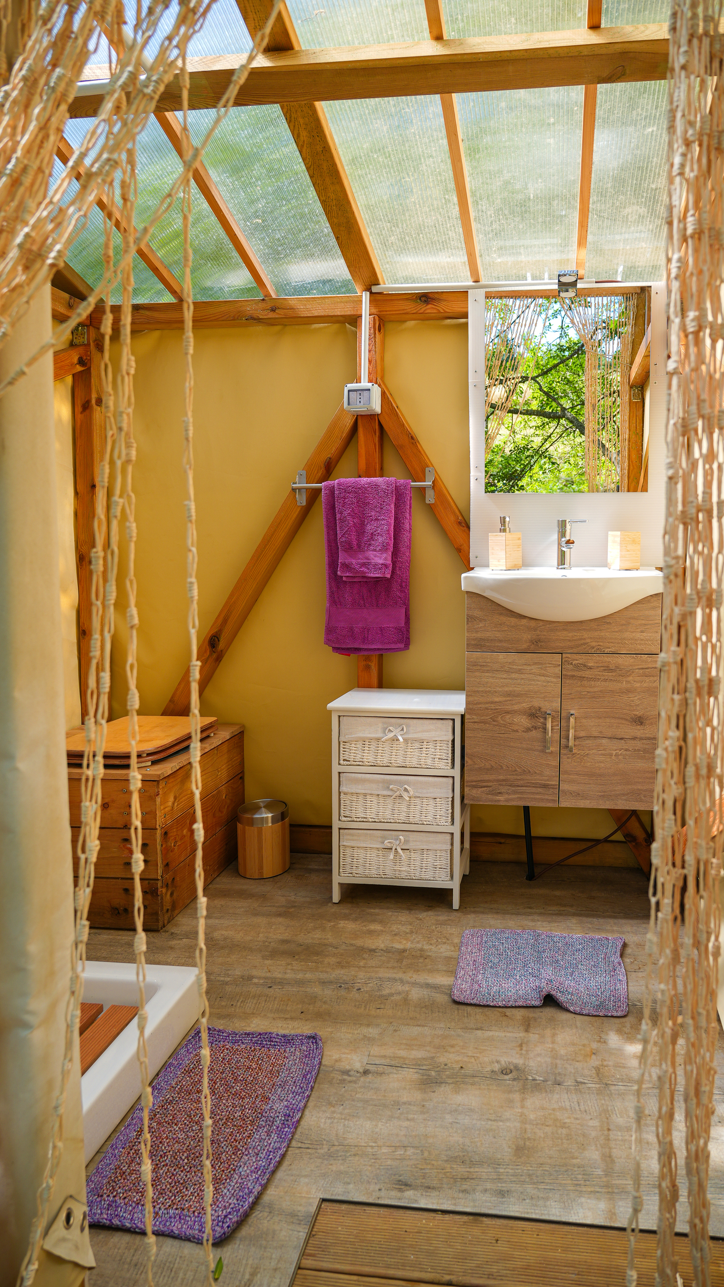 Glamping presso azienda agricola nella Riserva Naturale del Contrafforte