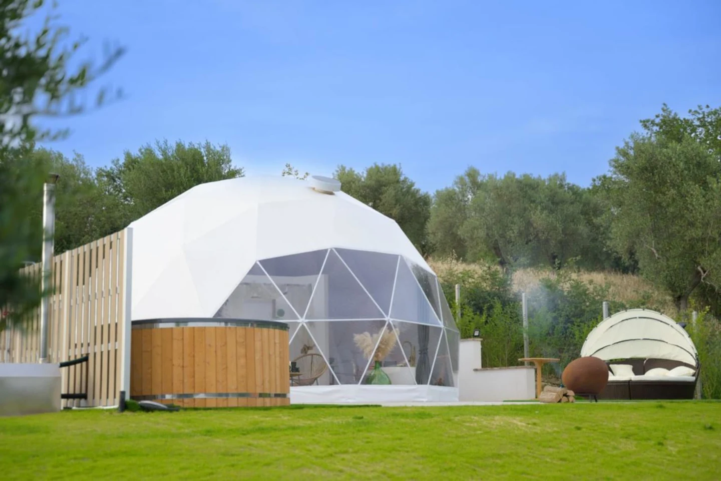 Glamping, geodesic dome in the heart of the Crati Valley