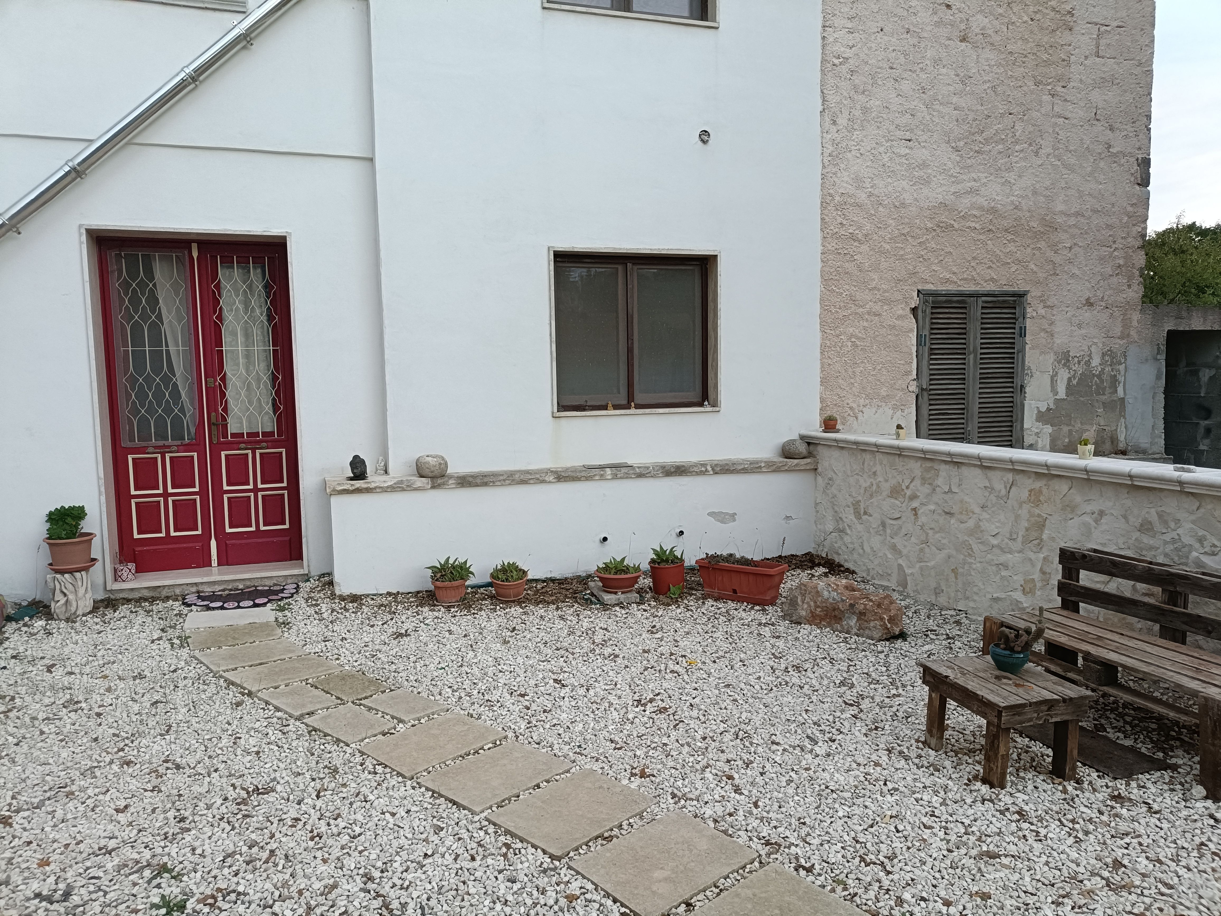 Camping immerso tra i trulli a un passo dal mare
