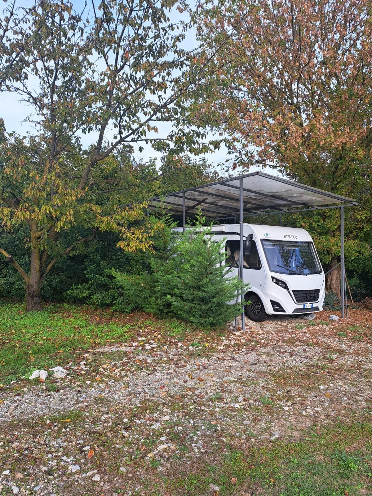 Ca’ del Paccio: piazzola camper tra i vigneti dell’Oltrepò Pavese