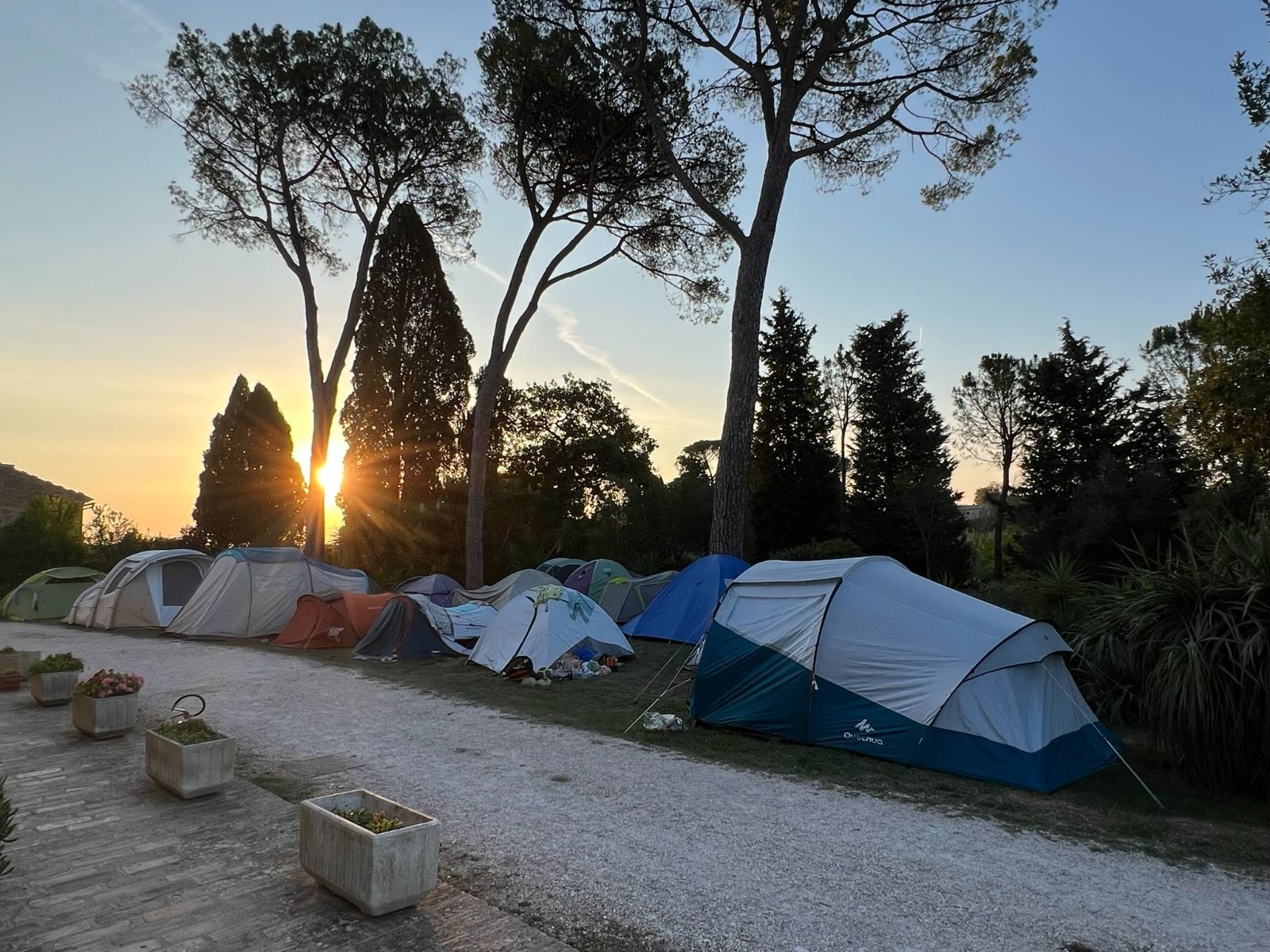 Area sosta camper, roulottes, piazzola per tenda, Il Boschetto Natural Village – Parco Natura