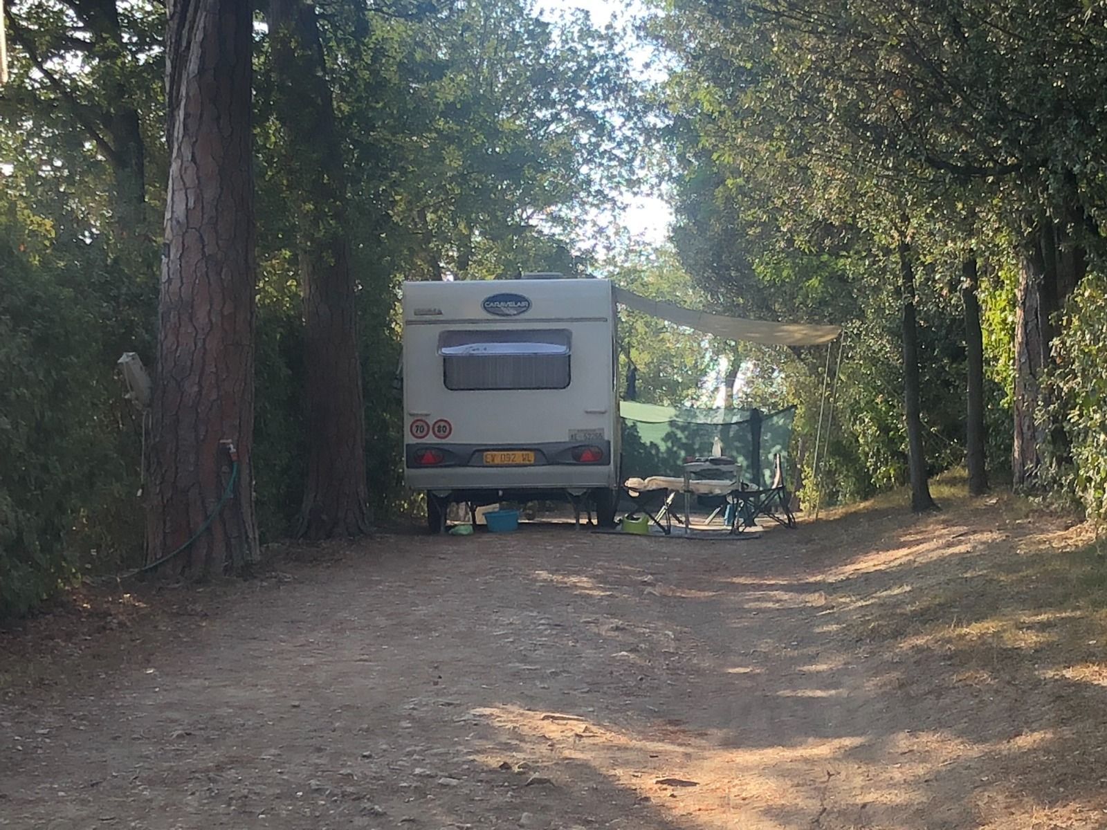 Area sosta camper, roulottes, piazzola per tenda, Il Boschetto Natural Village – Parco Natura