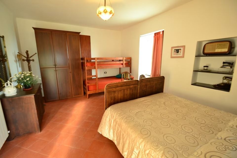 Le Sorgenti del Gromolo: camera con bagno privato nel bosco e colazione inclusa