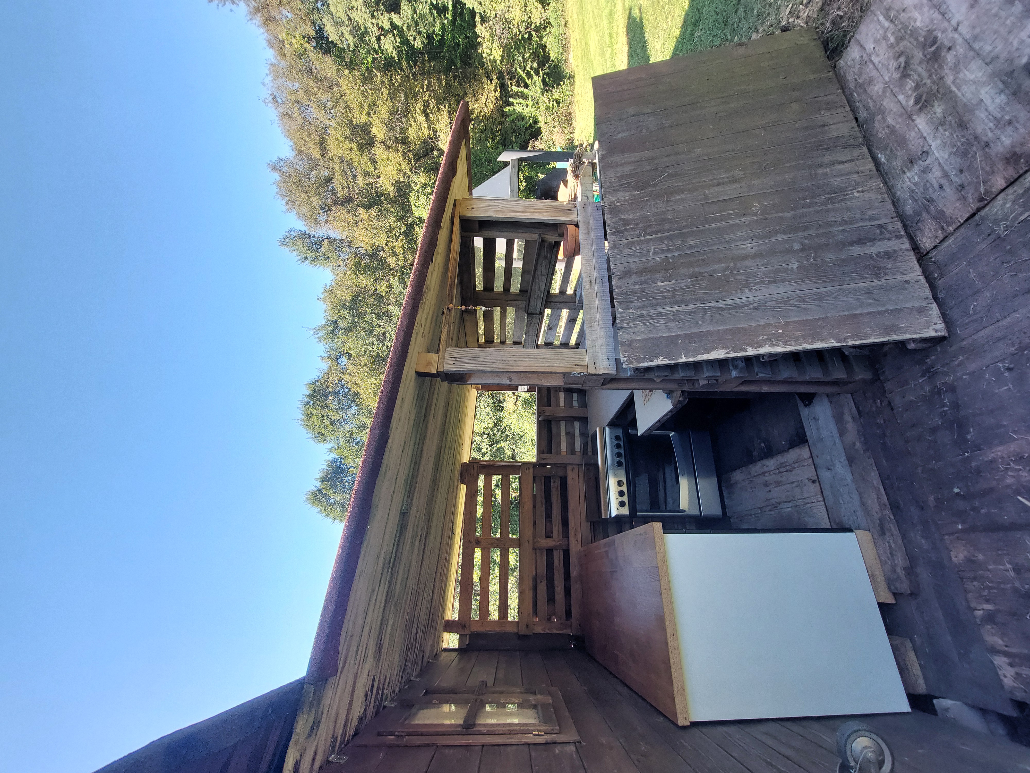 Yurta immersa nei boschi dei Colli Berici