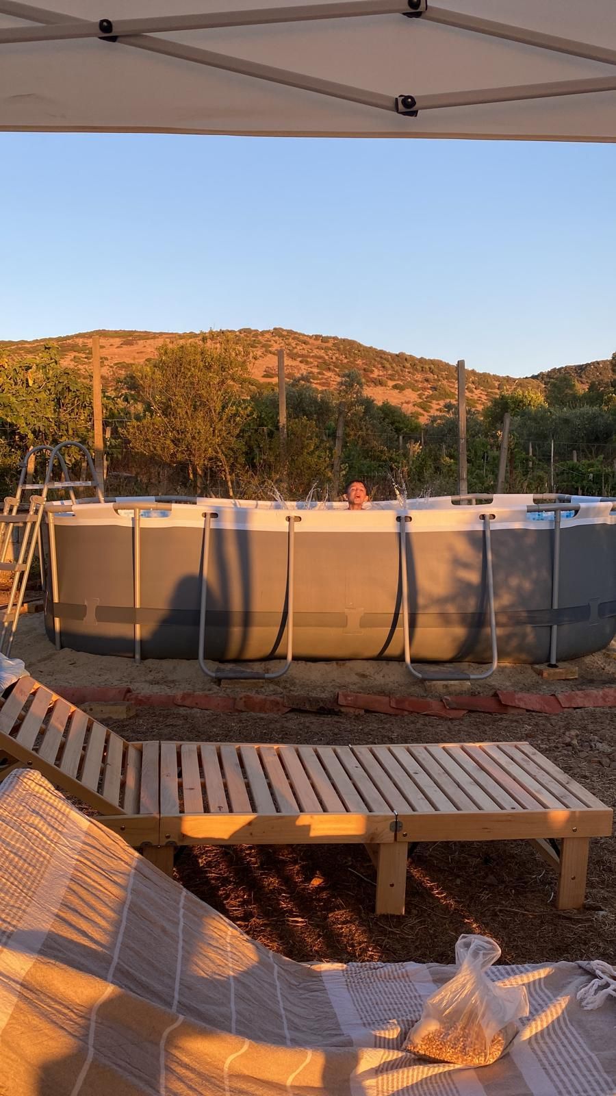 Residencia holística en la campiña sarda