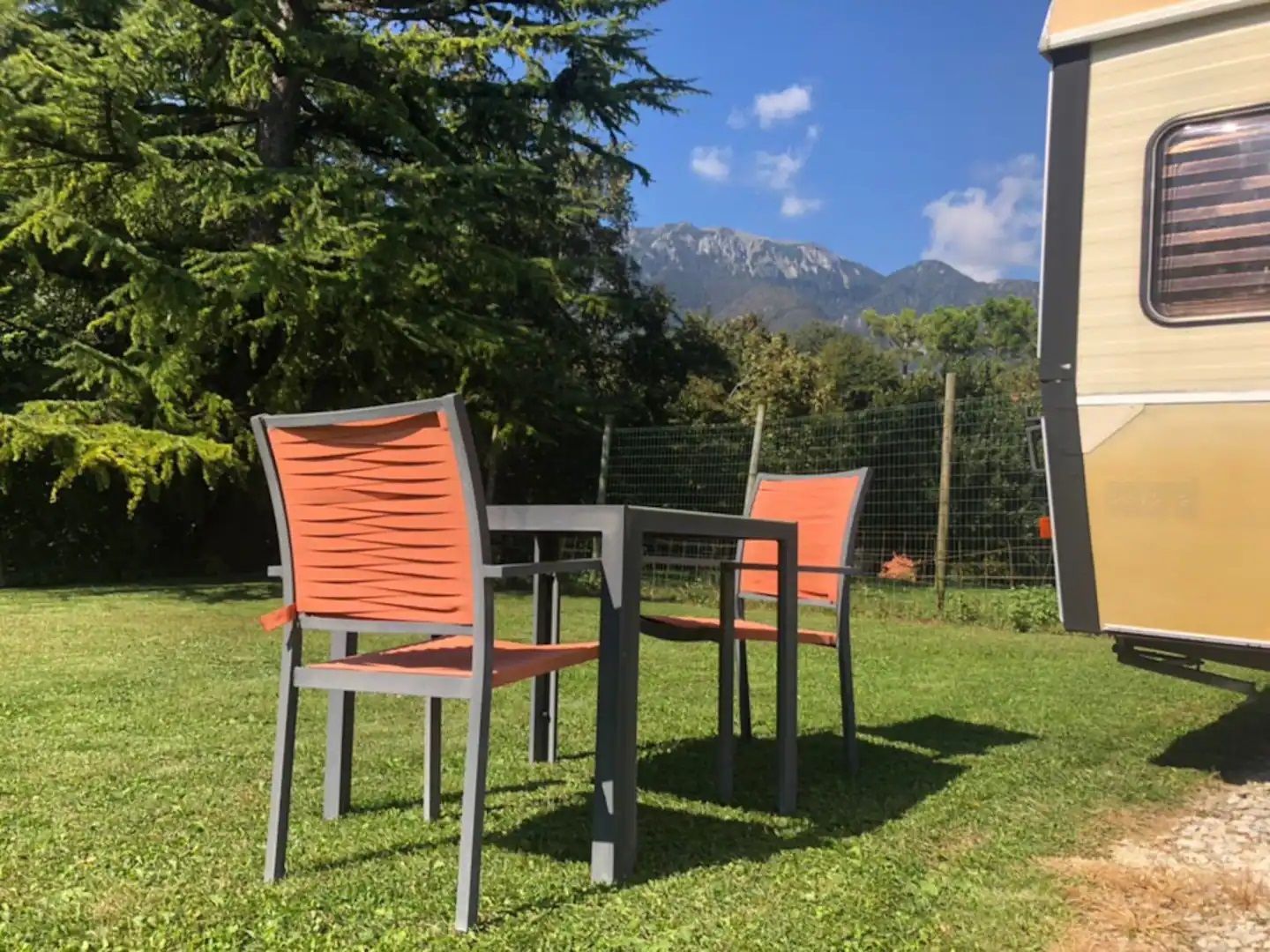 Roulotte pronta e accogliente per le tue vacanze vicino al fiume Brenta