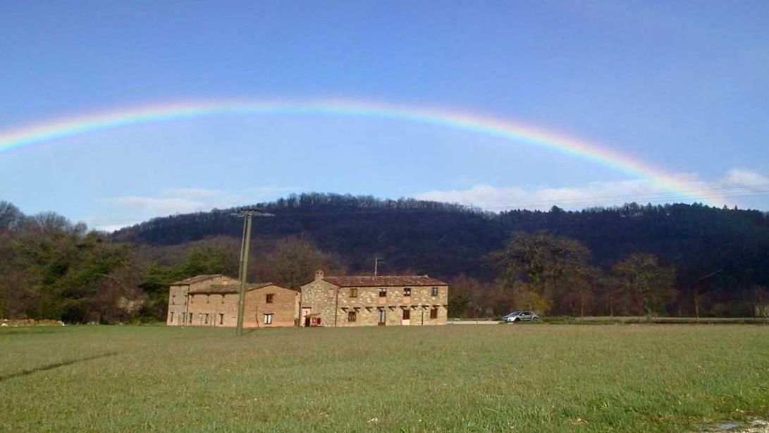 Il Fiordaliso - Relax in camper o roulotte tra montagne e natura a Sarnano