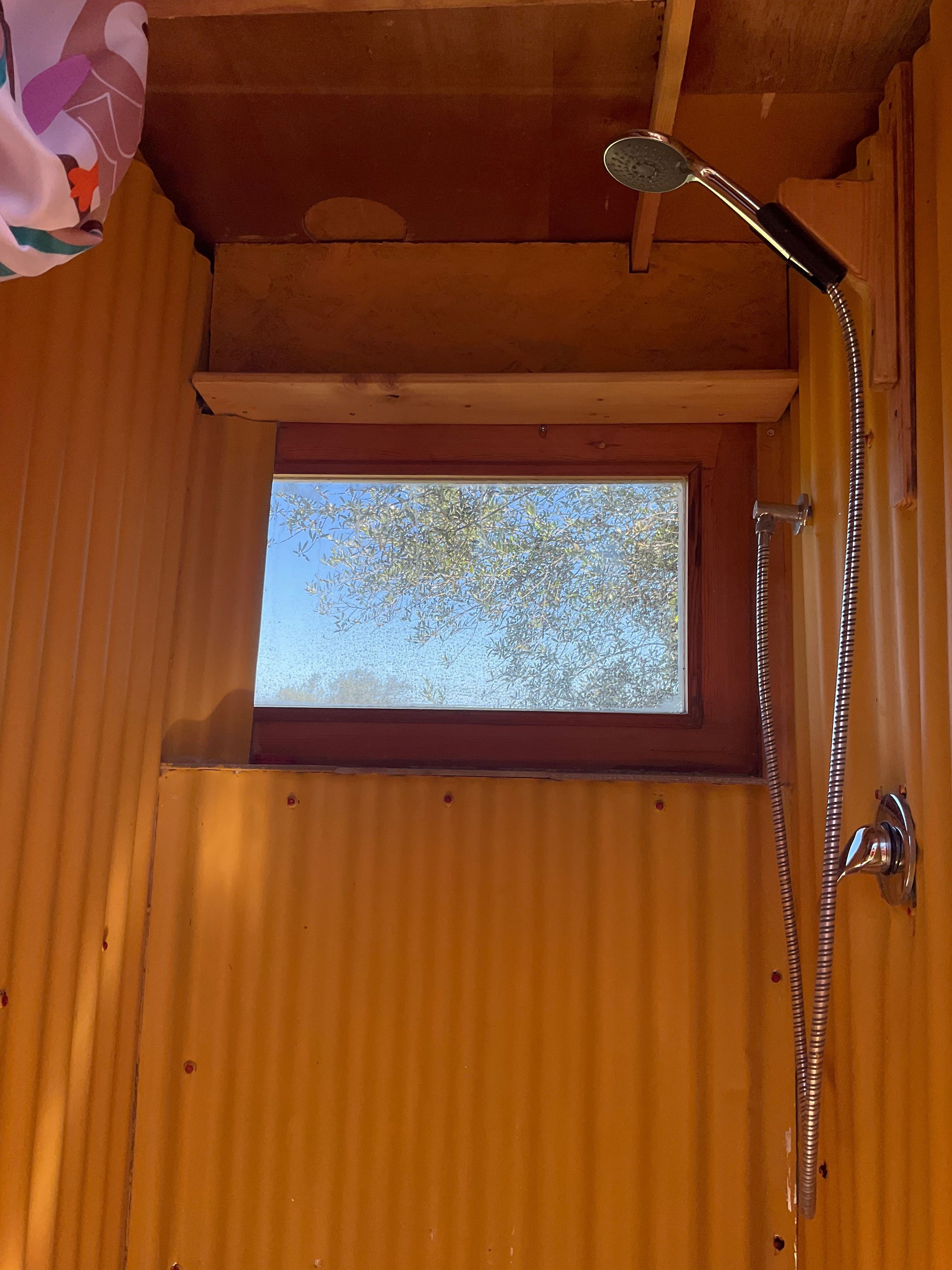 Virdimura glamping tend