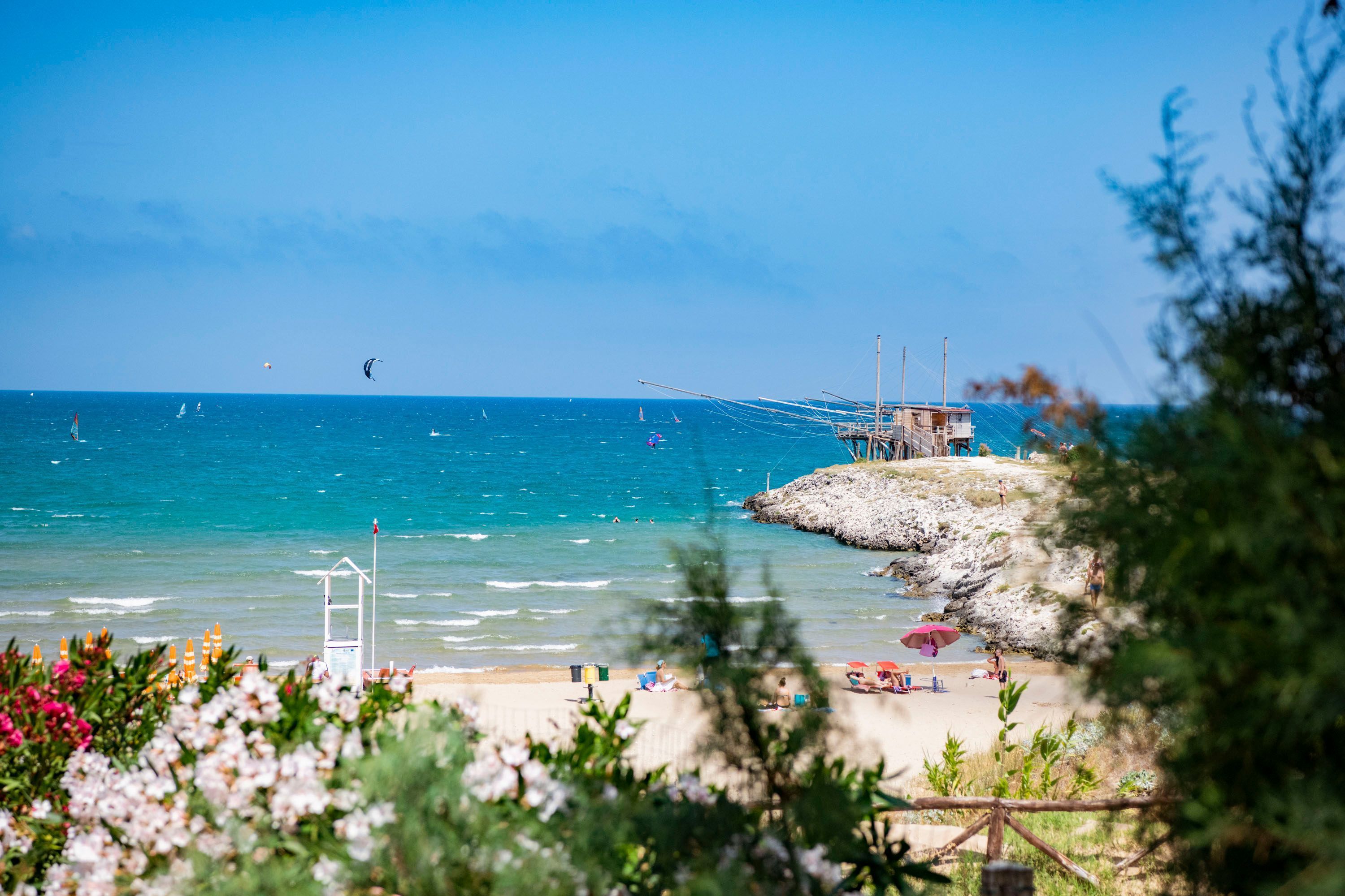 Camping Baia Falcone sul mare del Gargano (Piazzole standard max 5 mt)