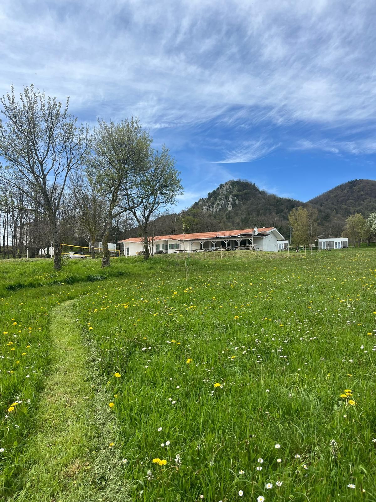 In tenda presso Bubble Inn Eco Villaggio nel Montefeltro