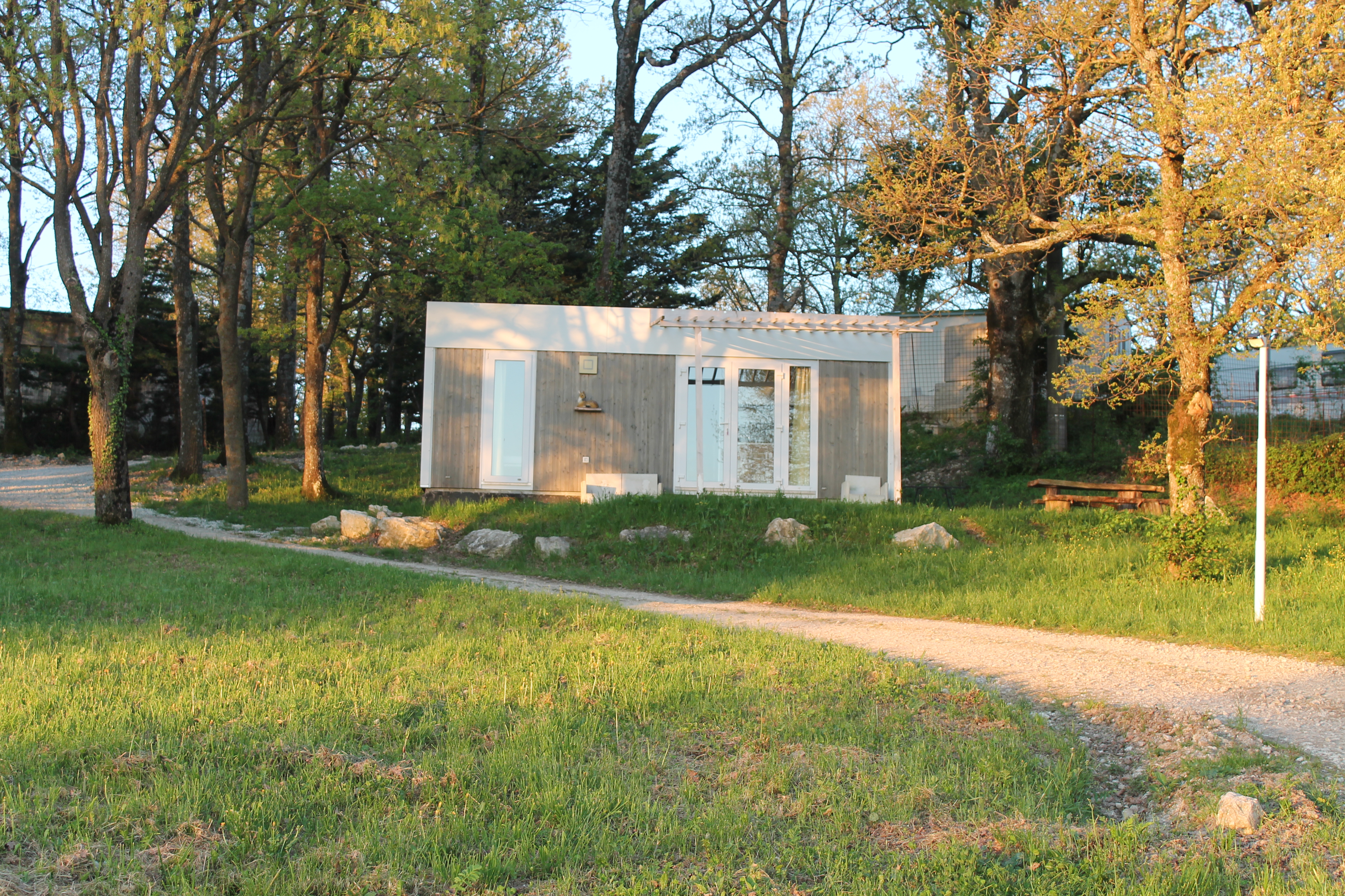 In tenda presso Bubble Inn Eco Villaggio nel Montefeltro